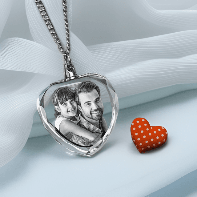 Personalized Engraved 3D Crystal Photo Necklace For Women, Custom Picture Pendant Birthday Gift Mom Daughter Girlfriend Romantic Anniversary Wedding Keepsake Jewelry  UNIQUE  Stainless Steel  Gift for Her   

